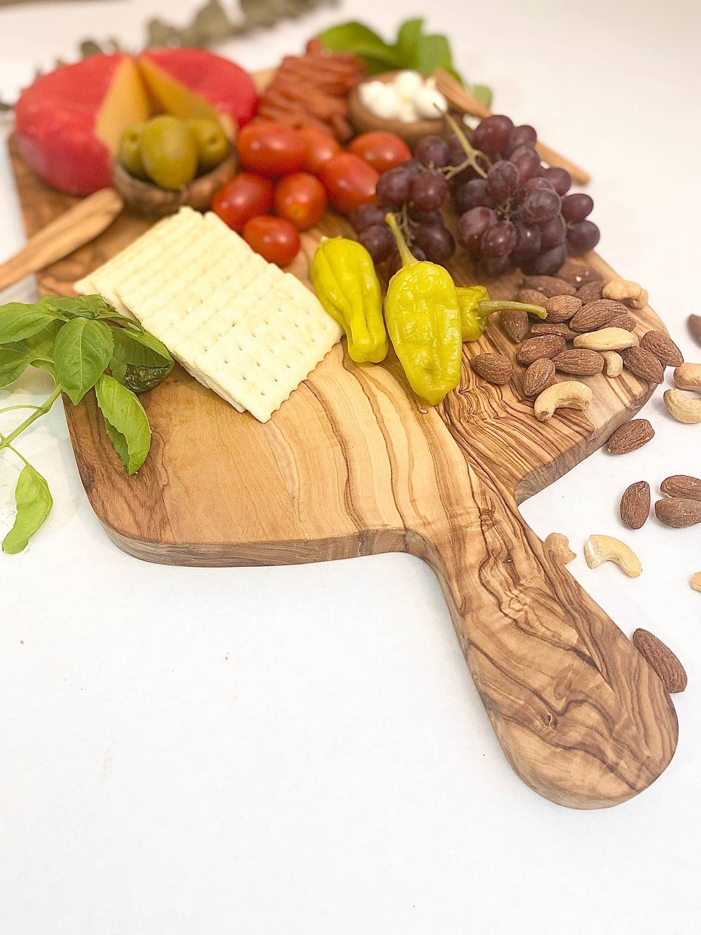 Olive Wood Charcuterie Board - Grace & Haven