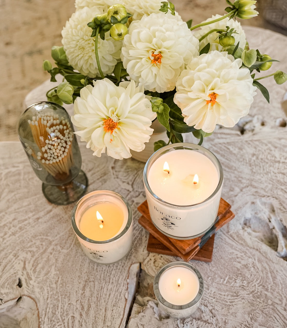 Floraco Candle: Sandalwood, Cedarwood, Cardamom | Grounding and Restorative | Clear Glass