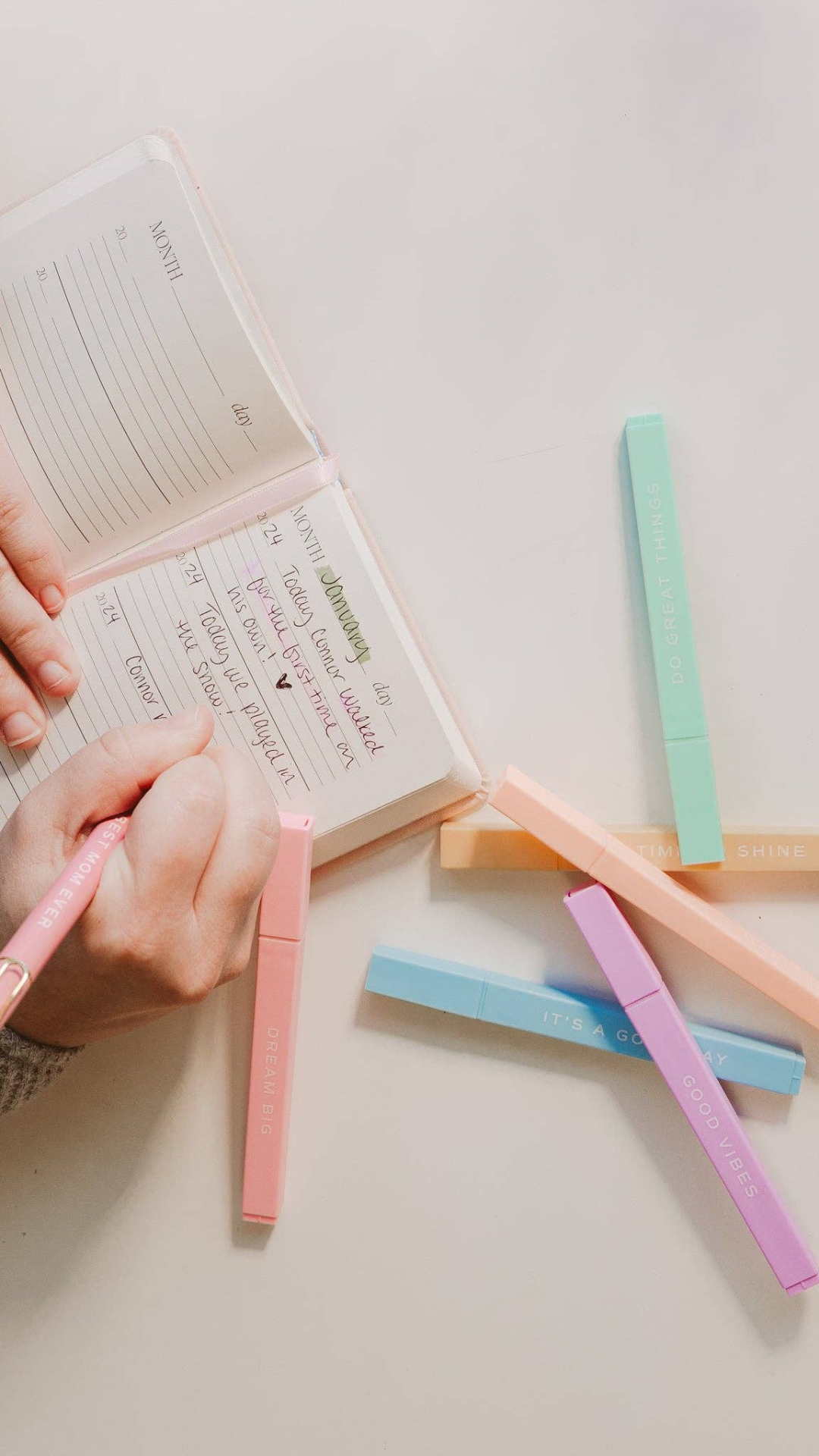 Do Great Things Highlighter Set