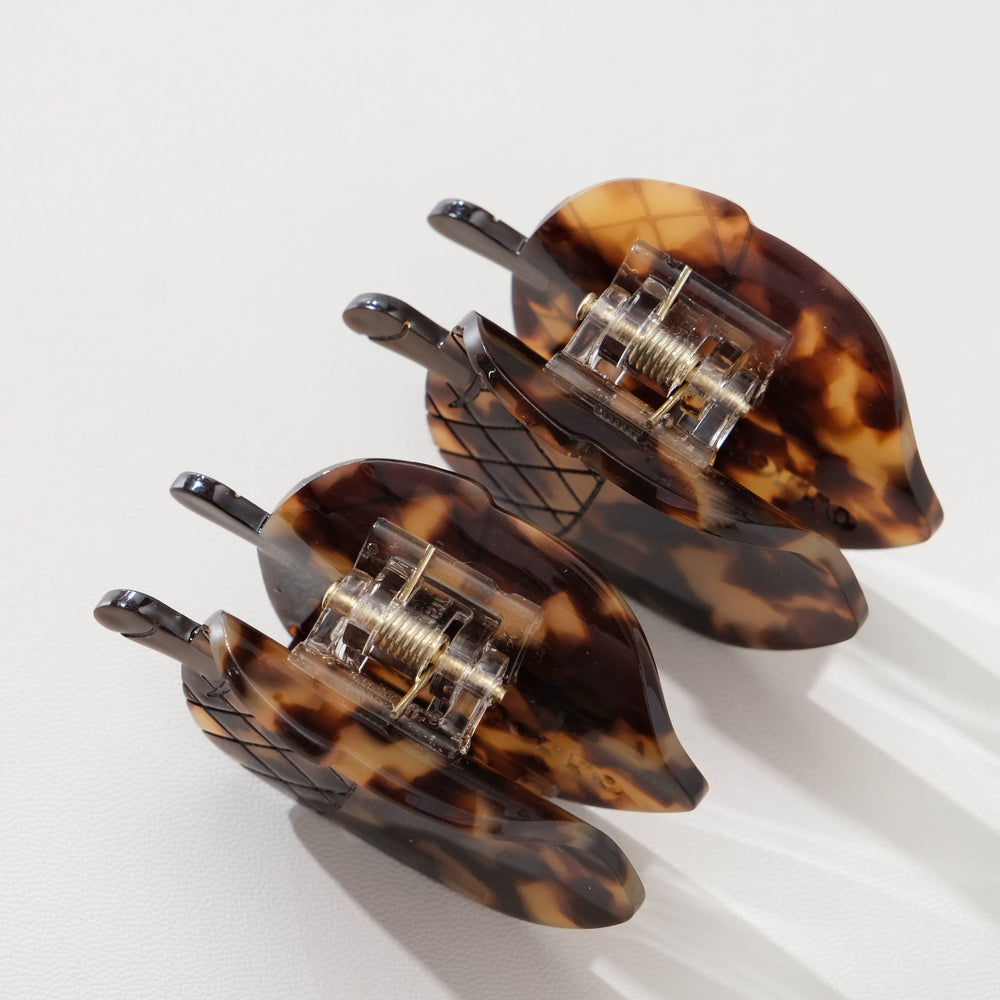 
                      
                        Acorn | Holiday Claw Clip
                      
                    