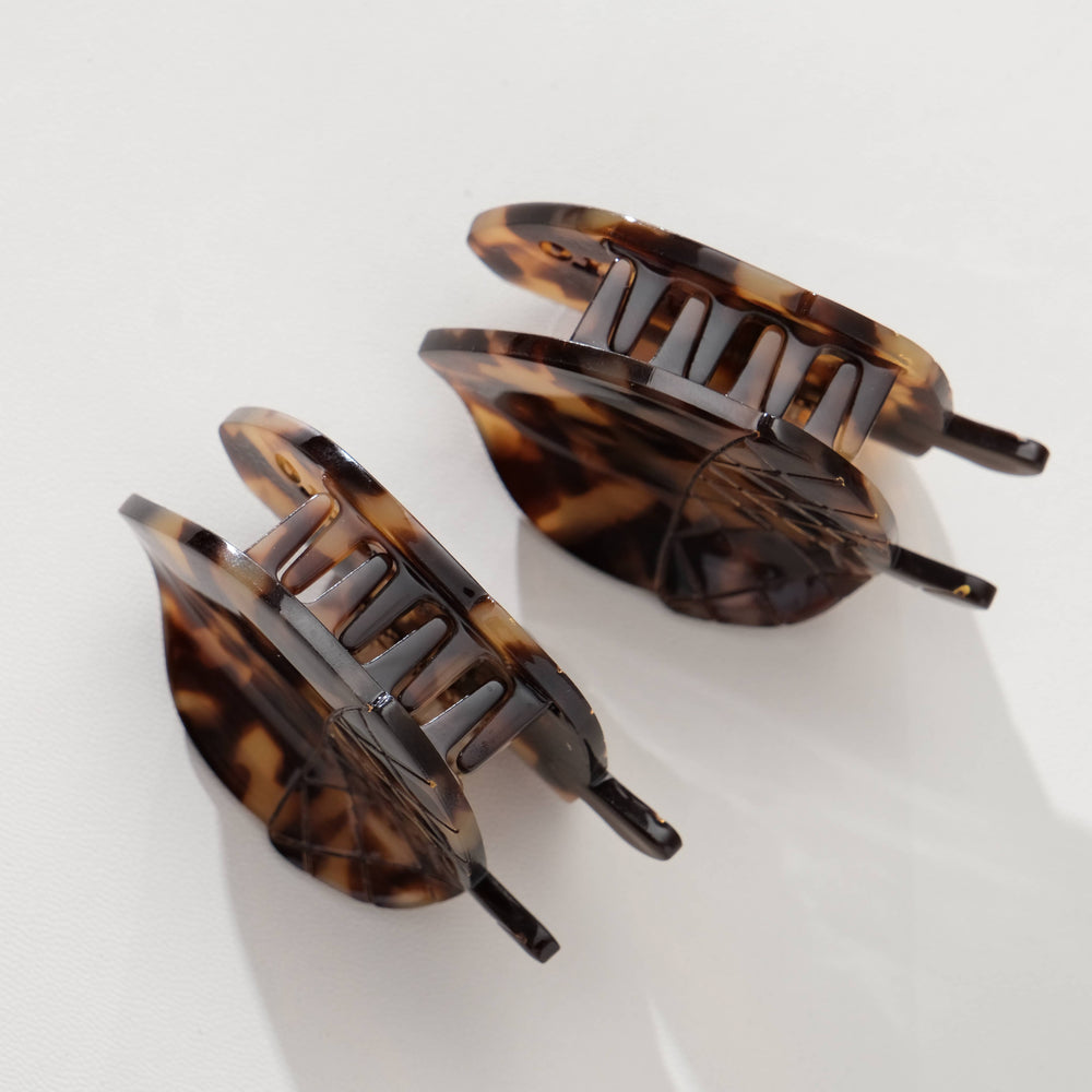 
                      
                        Acorn | Holiday Claw Clip
                      
                    