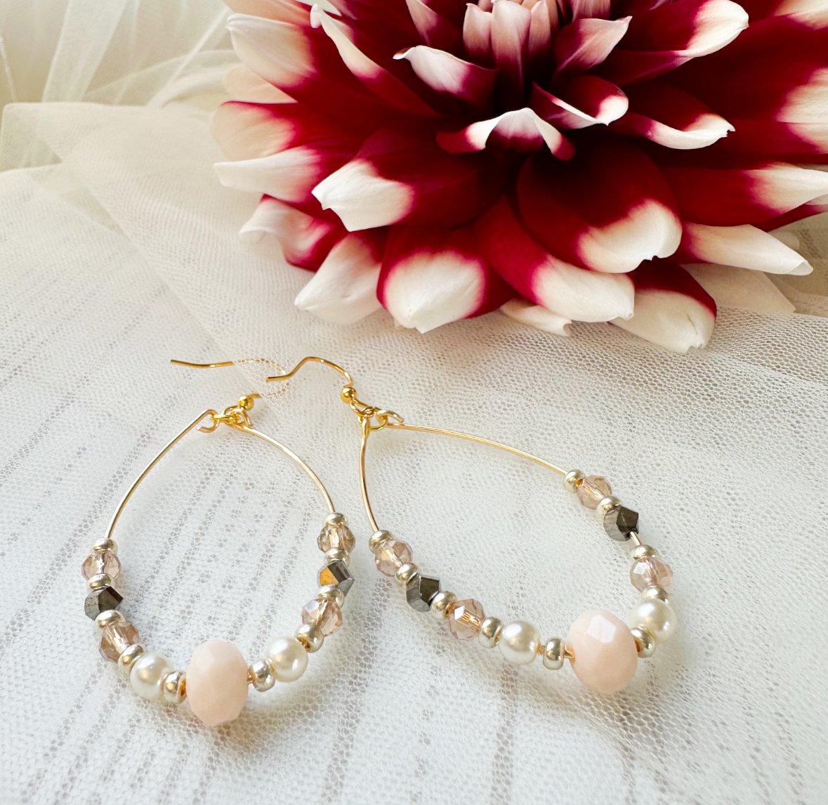 Ivory Dream Oval Earrings