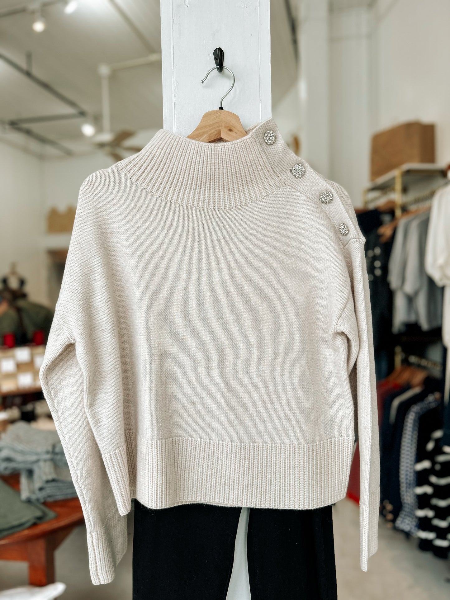 Mock Turtleneck Sweater Pullover in Off White