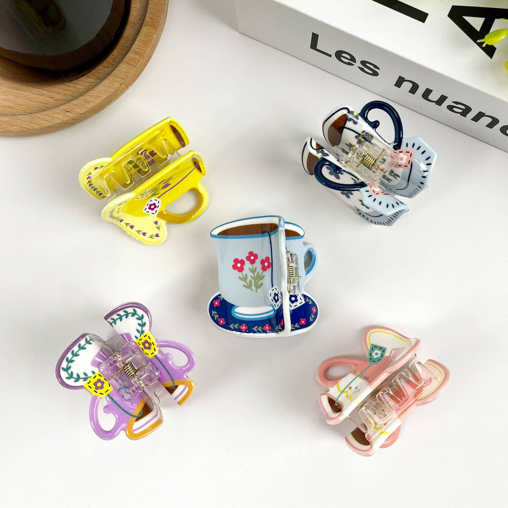 
                      
                        Small Coffee or Tea Cup Claw Hair Clip
                      
                    