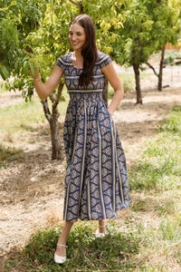 Marlow Cap Sleeve Dress in Navy Fleur | Ivy City