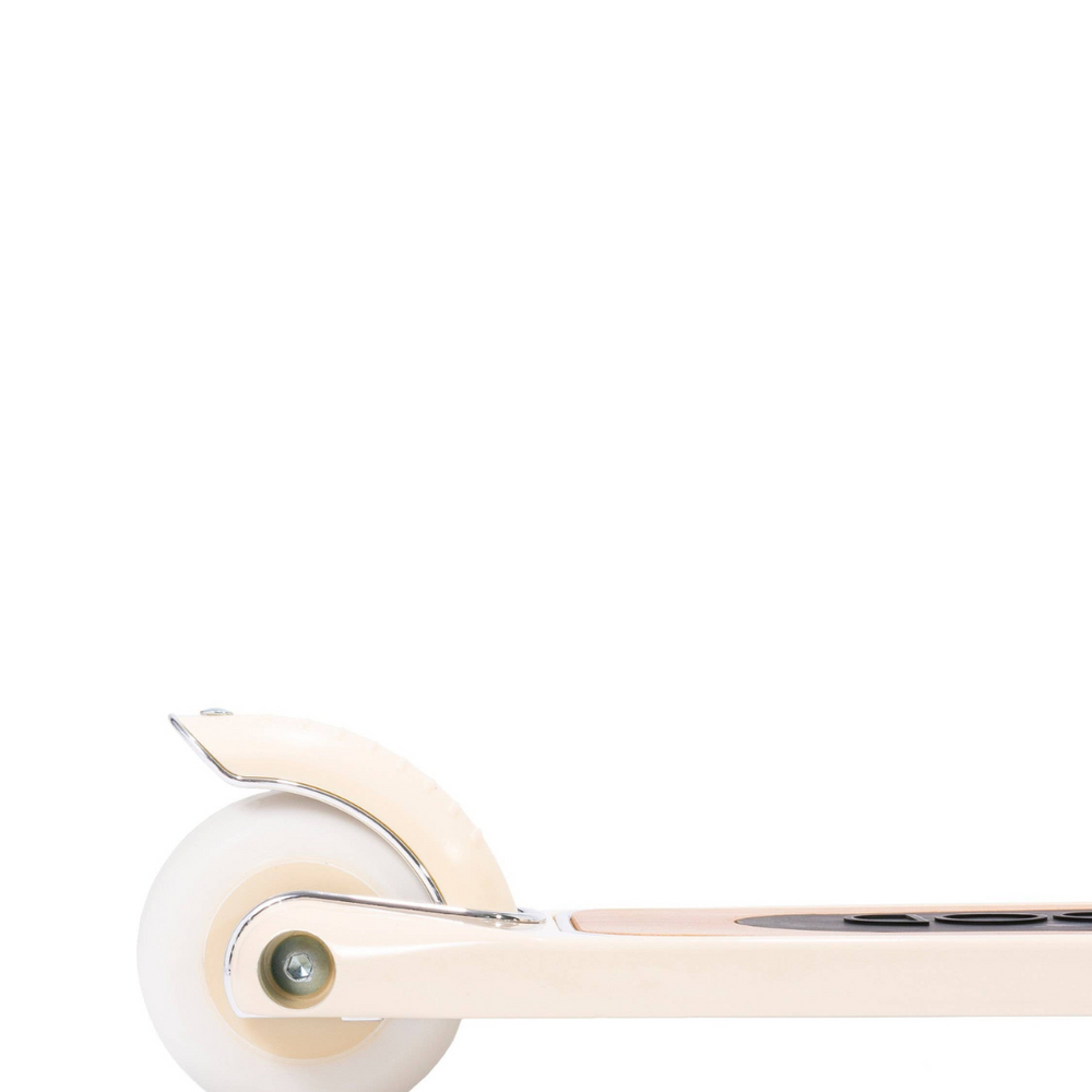 
                      
                        Close-up of the wheel on the Banwood Cream Scooter, featuring a durable and smooth ride for children, designed for safety and comfort on various terrains.
                      
                    