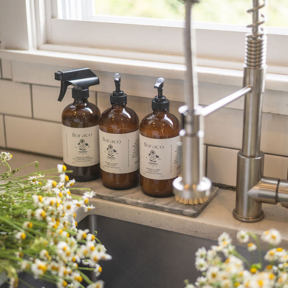 
                      
                        Magnolia Mint Hand Lotion: Wild Mint, Orange Blossom, Eucalyptus, Lemon, Mint + Tomato Leaf Scented
                      
                    