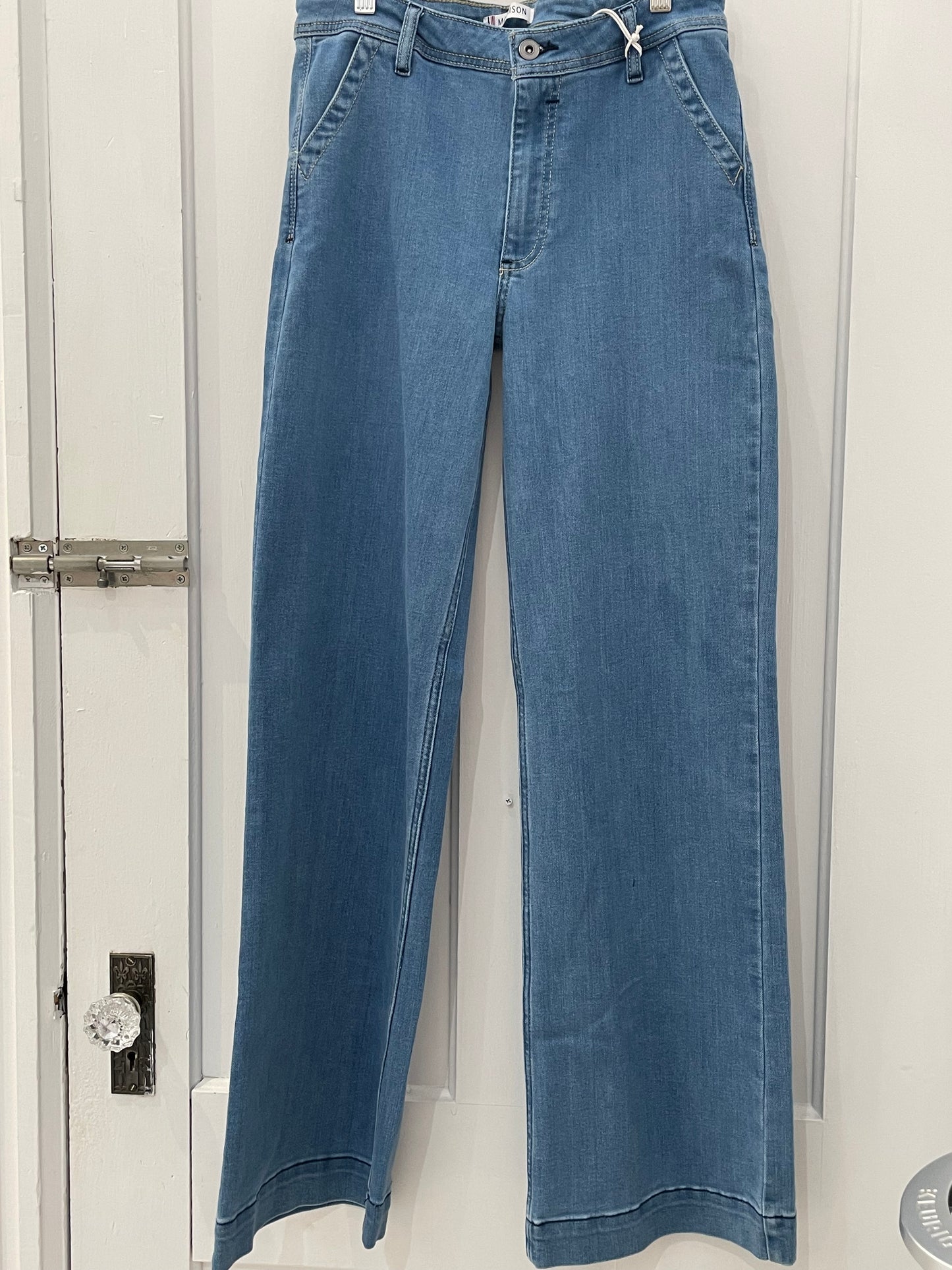 Size 30 - Jane Confidant Mid-Rise Trouser Jean by Morrison Denim