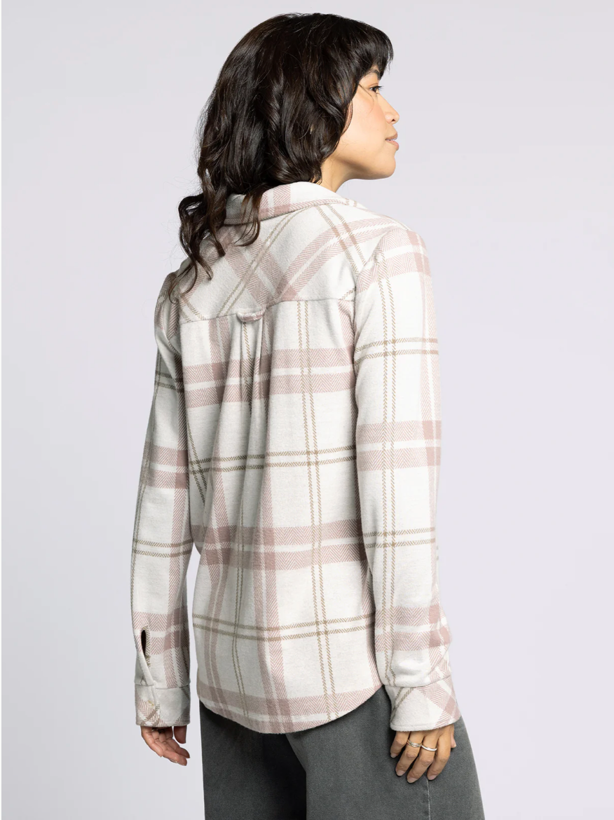 Cassian Shirt – Western-Inspired Knit Button-Up with Dual Pockets