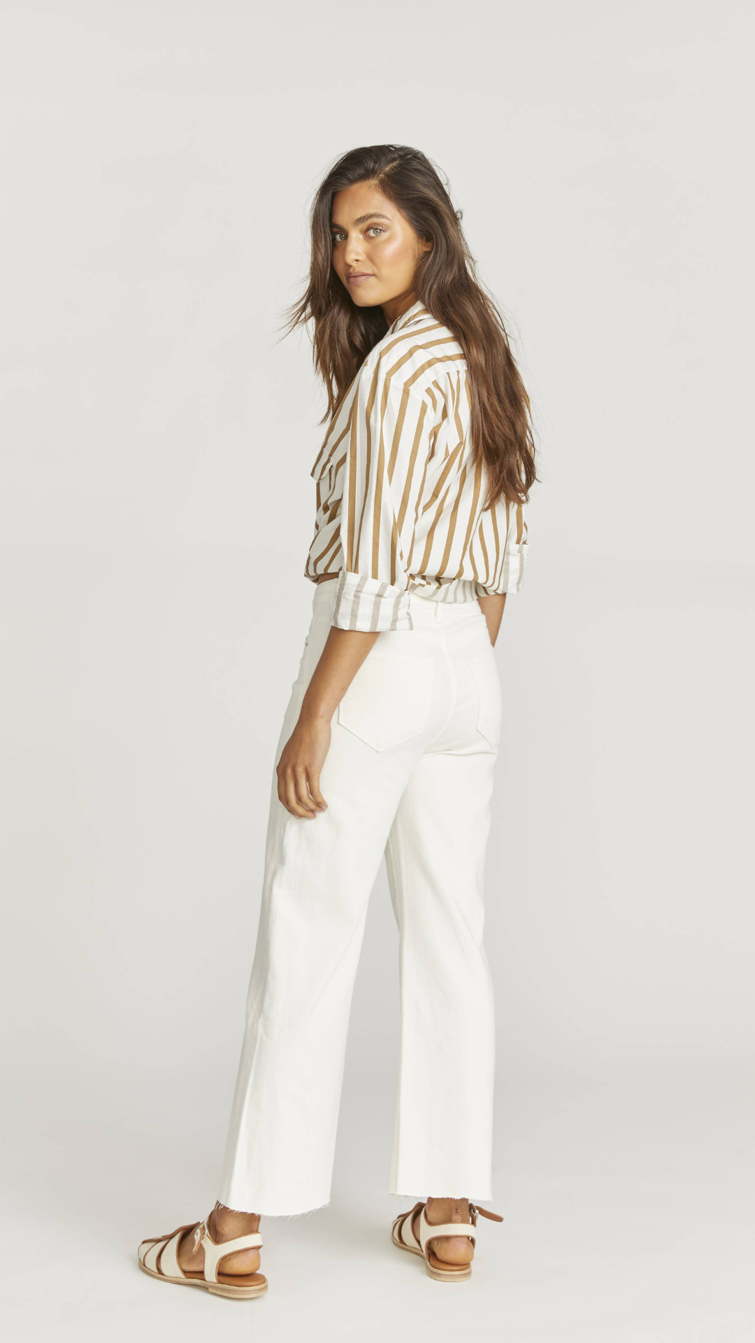 Front view of The Mona Wide Leg Jean in white wash with cut-off hem