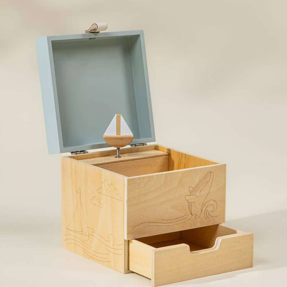Wooden Musical Souvenir Box – Ocean-Themed Nursery Keepsake with Pop-Up Sailboat