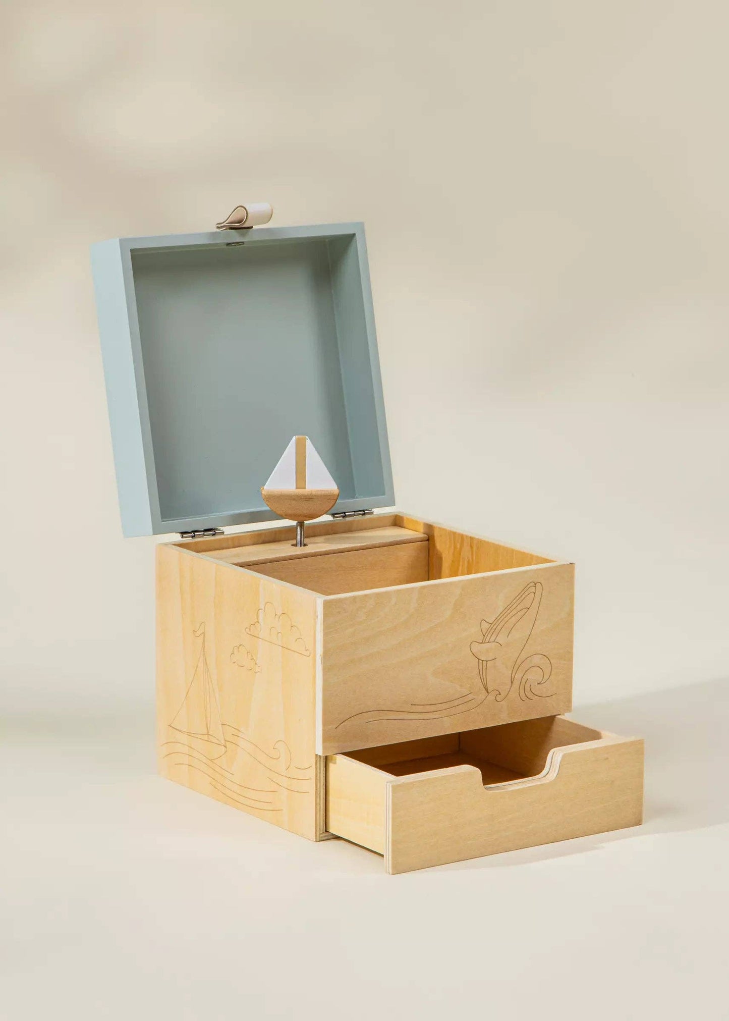 Wooden Musical Souvenir Box – Ocean-Themed Nursery Keepsake with Pop-Up Sailboat