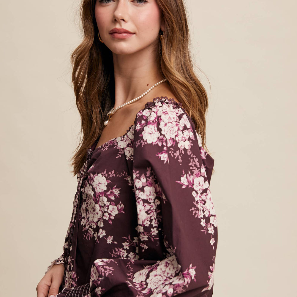 
                      
                        Floral Puff Sleeve Blouse
                      
                    