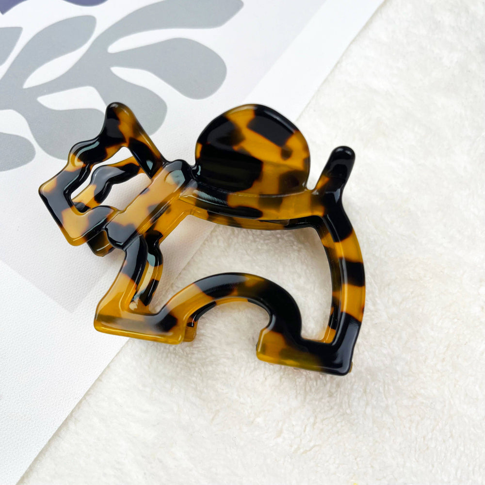 Cute puppy hollow hair claw clip