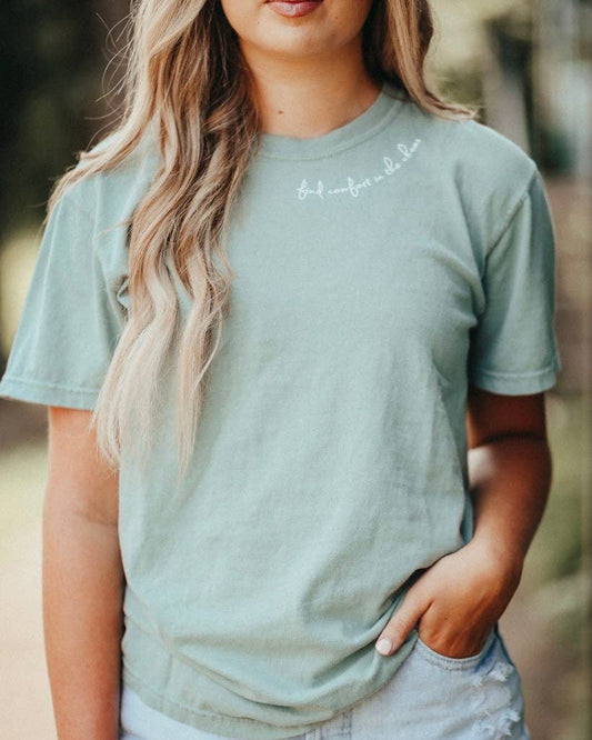 Find Comfort in the Chaos Tee - Grace & Haven